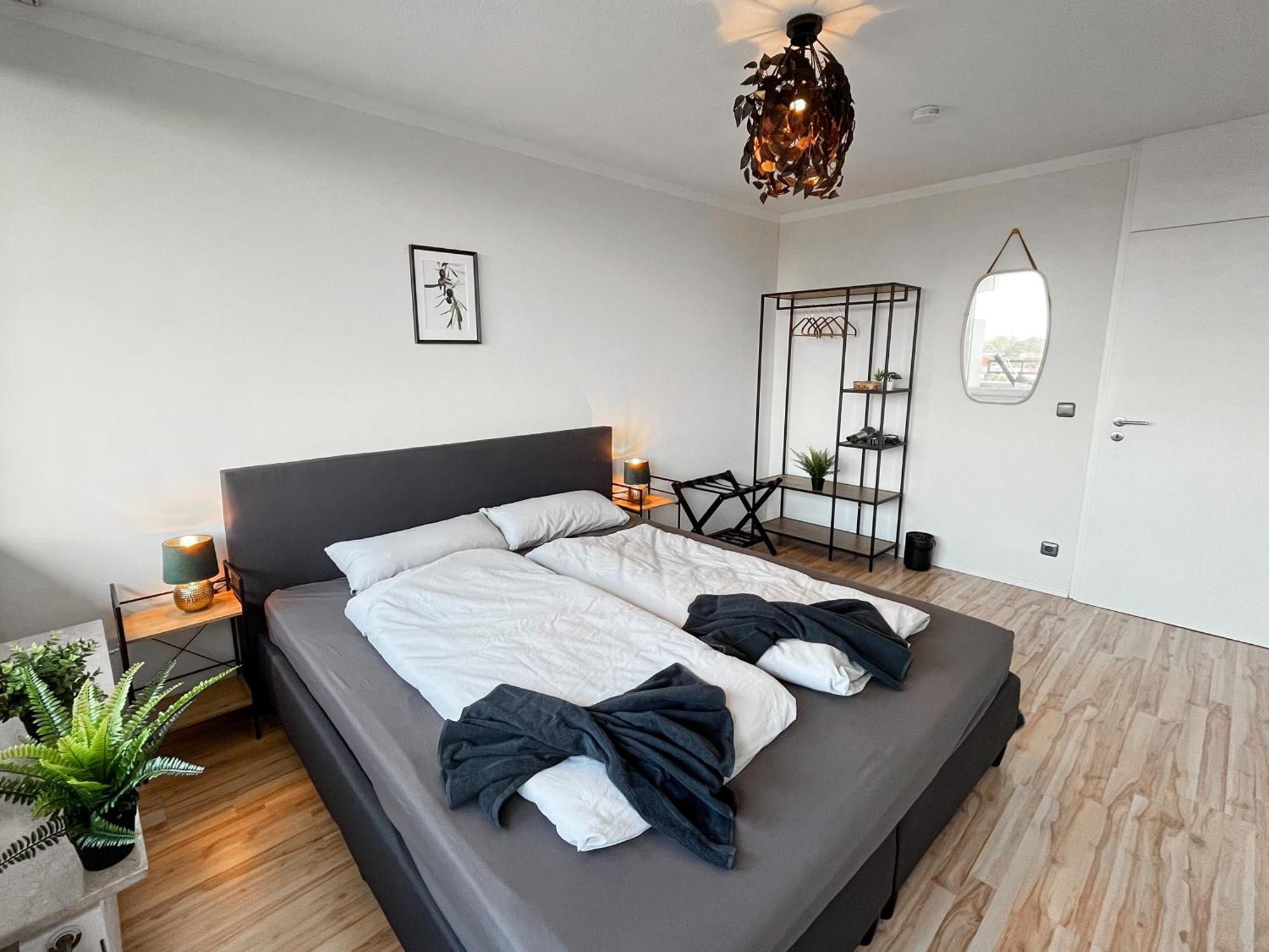 Lta Apartment In Unterschleissheim Bei Muenchen Exteriör bild
